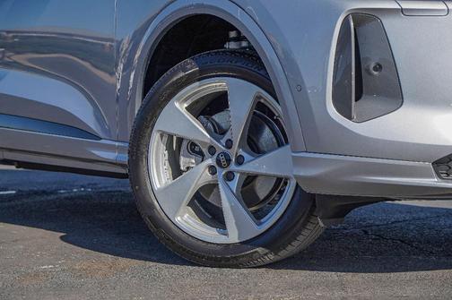 2025 Audi Q5 2.0T quattro Premium