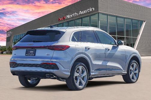 2025 Audi Q5 2.0T quattro Premium