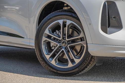 2025 Audi Q5 2.0T quattro Premium