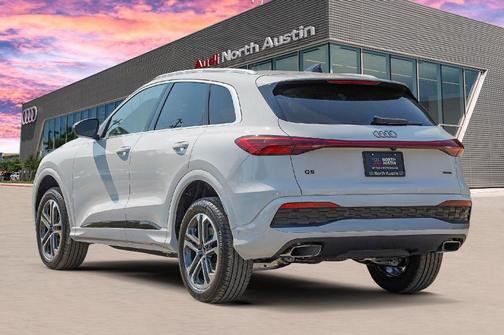 2025 Audi Q5 2.0T quattro Premium