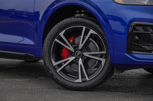 2025 Audi Q5 45 S line quattro Premium