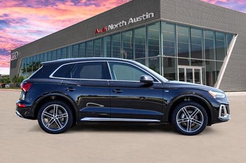 2022 Audi Q5 e 55 S line quattro Premium