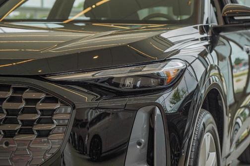 2025 Audi Q5 2.0T quattro Premium