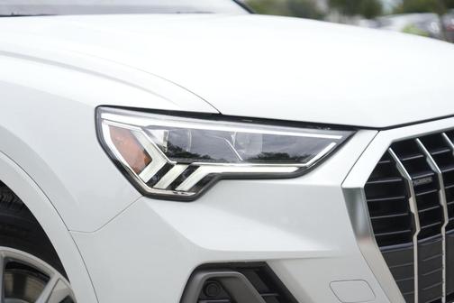 2025 Audi Q3 45 S line Premium