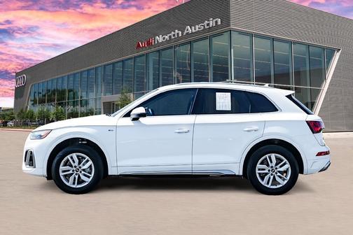 2022 Audi Q5 45 S line quattro Premium