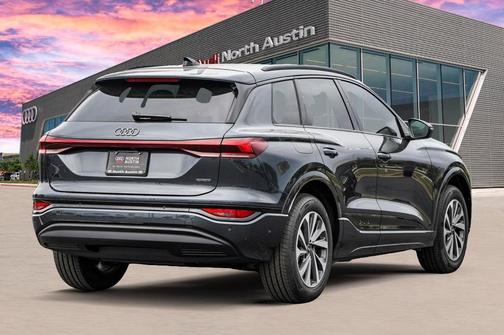 2025 Audi Q6 e-tron Premium