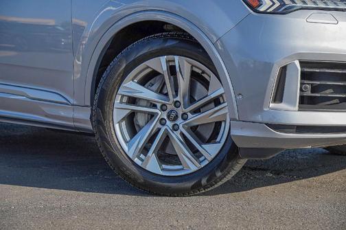 2021 Audi Q7 55 Prestige