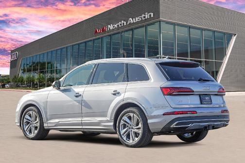 2021 Audi Q7 55 Prestige