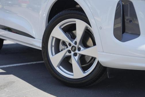 2025 Audi Q5 2.0T quattro Premium