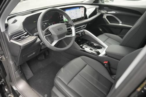 2025 Audi Q5 2.0T quattro Premium