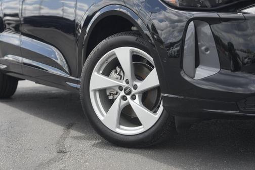 2025 Audi Q5 2.0T quattro Premium