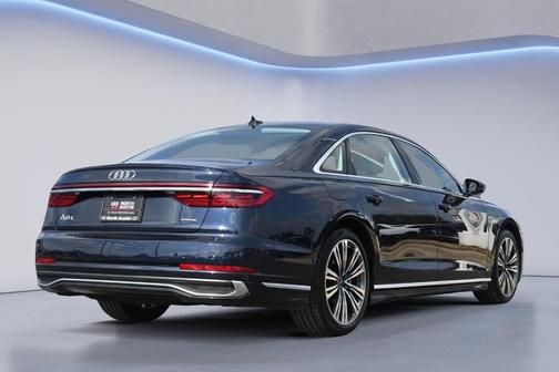 2022 Audi A8 L 55