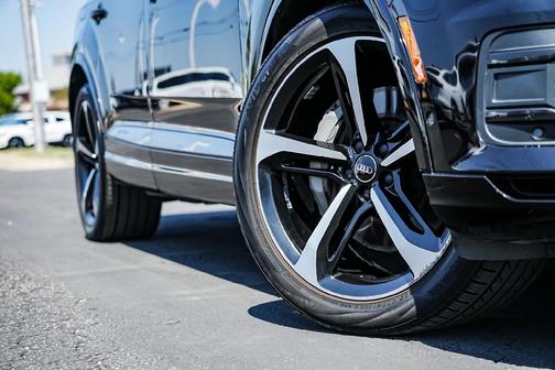 2019 Audi Q7 55 Prestige
