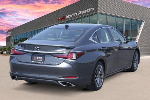 2024 Lexus ES 350 Ultra Luxury