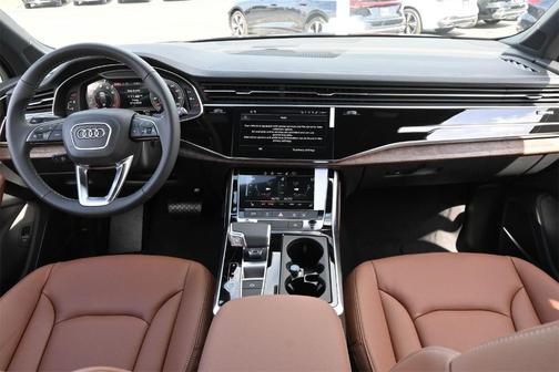 2026 Audi Q7 45 Premium Plus