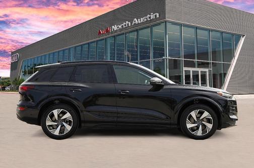 2025 Audi Q6 e-tron Premium