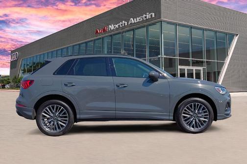 2023 Audi Q3 40 Premium