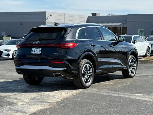 2025 Audi Q5 2.0T quattro Premium