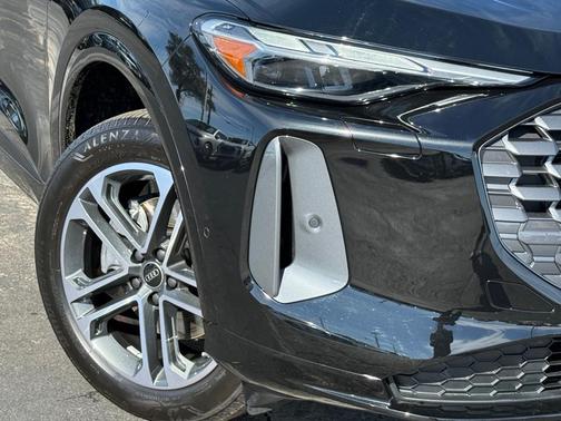 2025 Audi Q5 2.0T quattro Premium