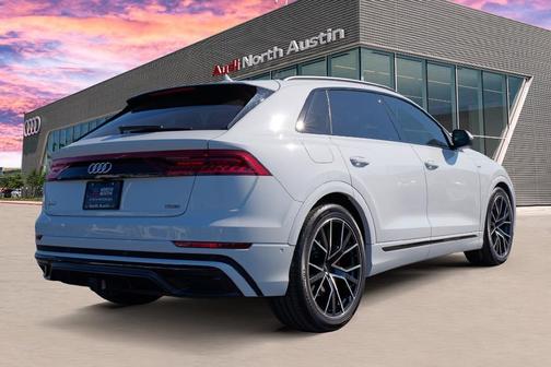 2020 Audi Q8 55 Prestige