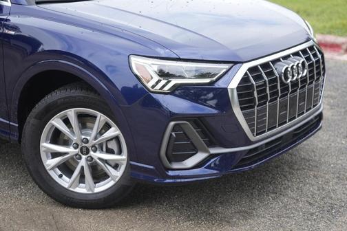 2025 Audi Q3 45 S line Premium