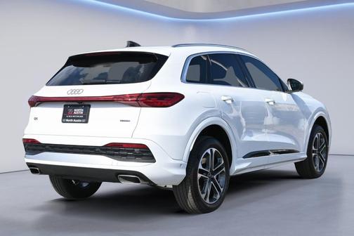 2025 Audi Q5 2.0T quattro Premium