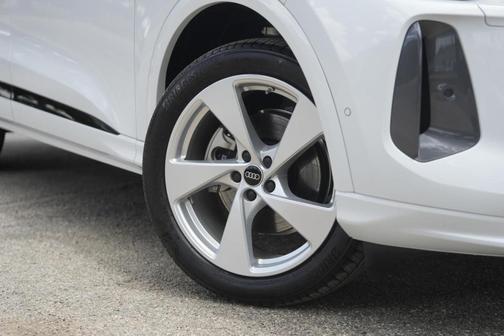 2025 Audi Q5 2.0T quattro Premium