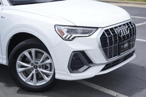 2024 Audi Q3 45 S line Premium