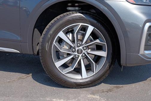 2023 Audi Q5 45 S line quattro Premium