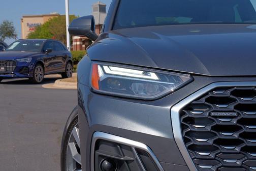 2023 Audi Q5 45 S line quattro Premium