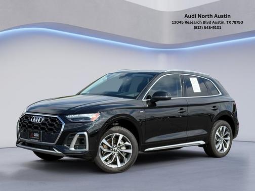 Mythos Black Metallic 2024 Audi Q5 45 S line quattro Premium