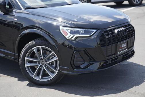 2025 Audi Q3 45 S line Premium