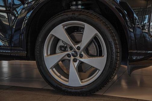 2025 Audi Q5 2.0T quattro Premium