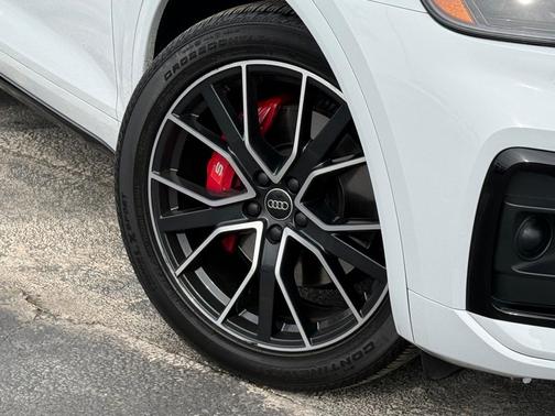 2024 Audi SQ5 3.0T Premium Plus