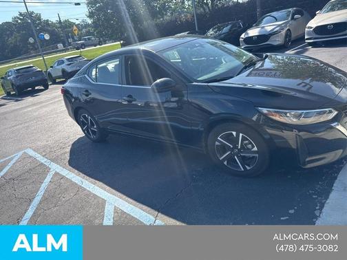 Black 2024 Nissan Sentra SV