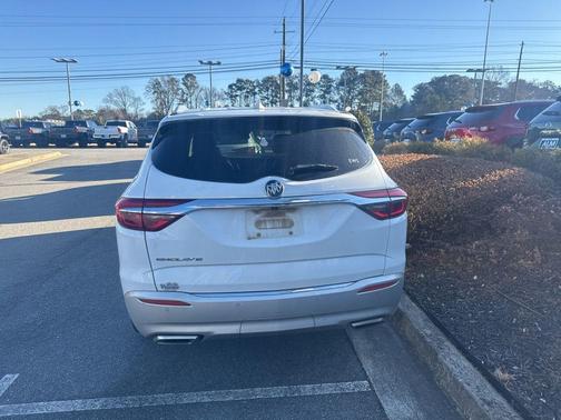 2020 Buick Enclave Essence