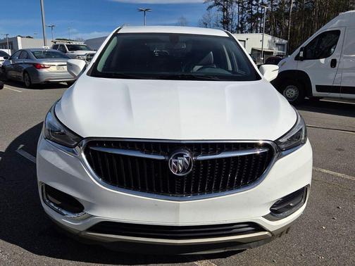 2020 Buick Enclave Essence
