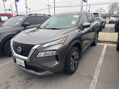 2022 Nissan Rogue SV