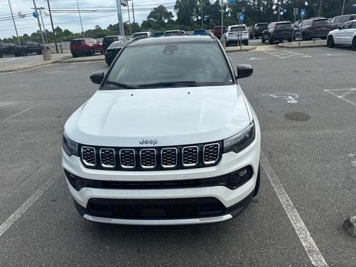 Bright White Clearcoat 2025 Jeep Compass Limited