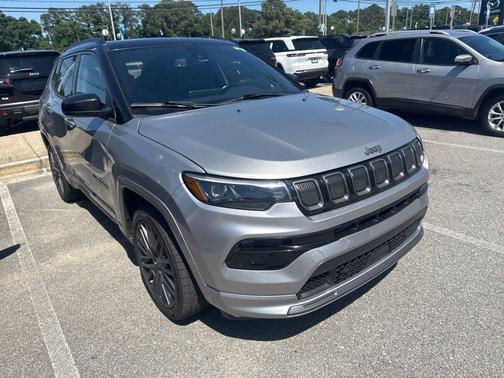 Billet Silver Metallic Clearcoat 2022 Jeep Compass Altitude