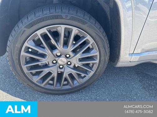 Billet Silver Metallic Clearcoat 2022 Jeep Compass Altitude