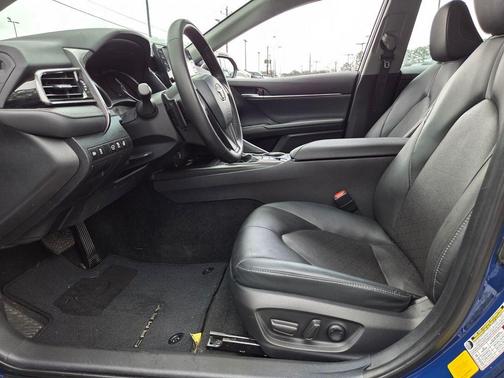 2024 Toyota Camry Hybrid XSE