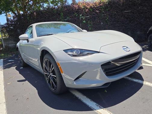 Aero Gray Metallic 2026 Mazda MX-5 Miata Grand Touring