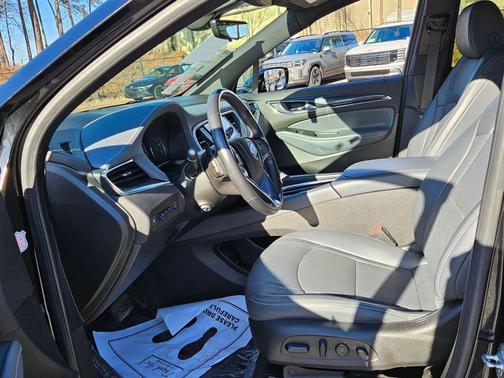 2024 Buick Enclave Premium