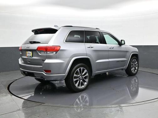 Billet Silver Metallic Clearcoat 2018 Jeep Grand Cherokee Overland