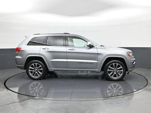 Billet Silver Metallic Clearcoat 2018 Jeep Grand Cherokee Overland
