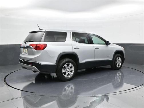 2017 GMC Acadia SLE-1