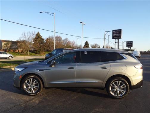 2023 Buick Enclave Essence AWD