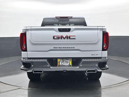 Glacier White Tricoat 2026 GMC Sierra 1500 SLT