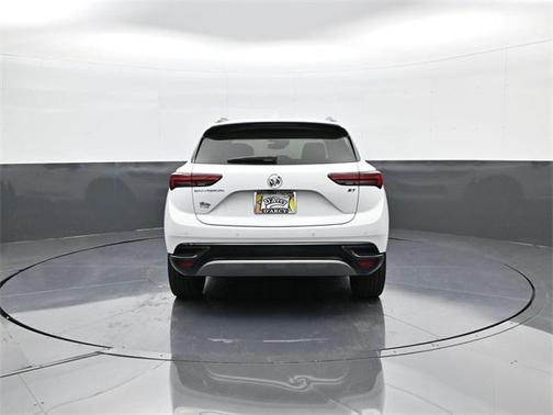 2022 Buick Envision FWD Essence